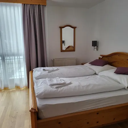 Gasthof Ramona Guest house